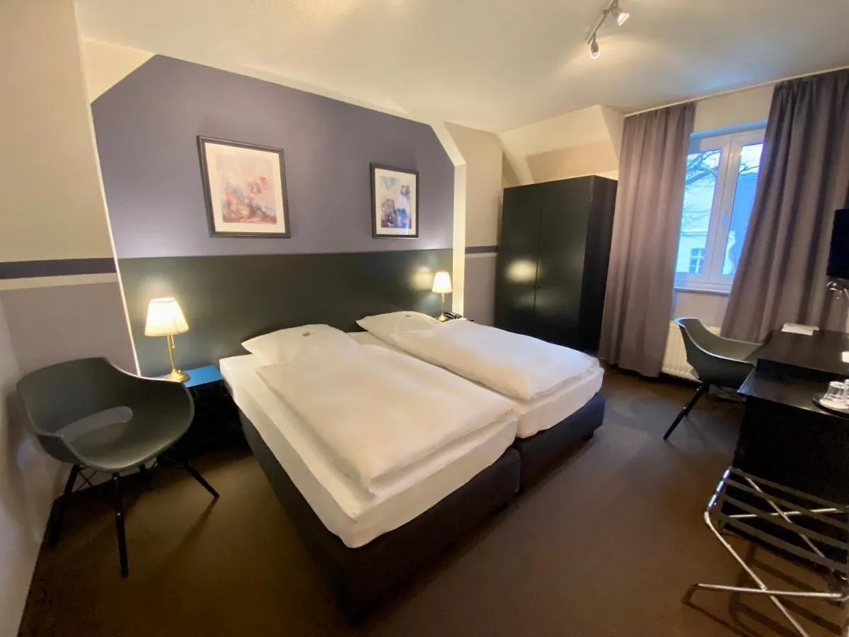Hotel Kaiserswerth Dusseldorf 0*,  Germany