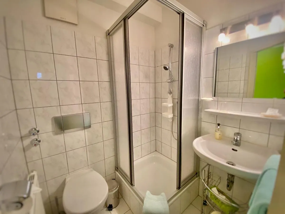 Hotel Kaiserswerth Dusseldorf
