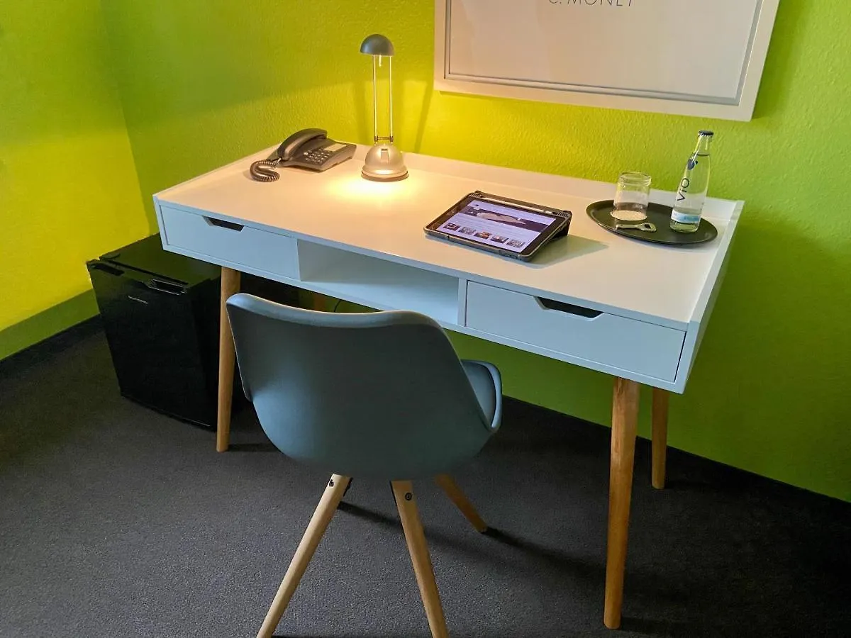 Hotel Kaiserswerth Dusseldorf 0*,
